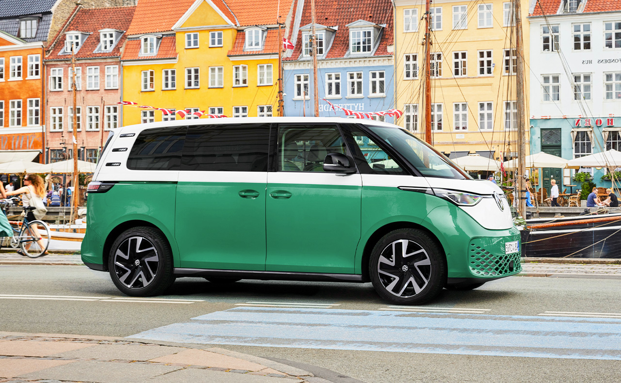 Color Your Adventure with The All-Electric ID. Buzz LWB